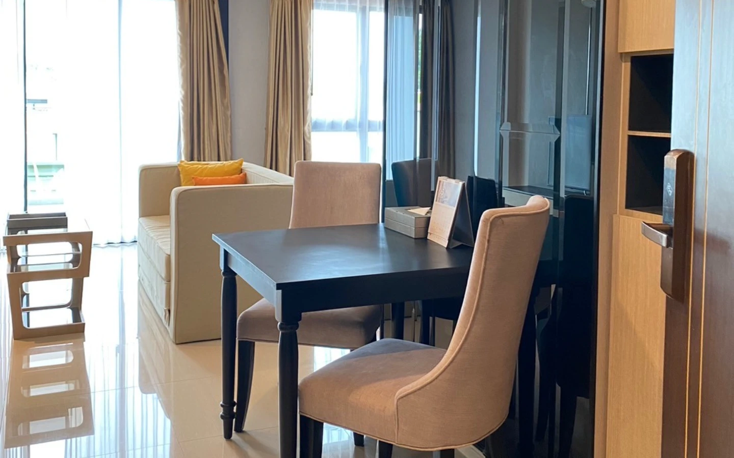 Interior view of 1 Bedroom Condo for Sale at Panora Mida Grande Surin - B103