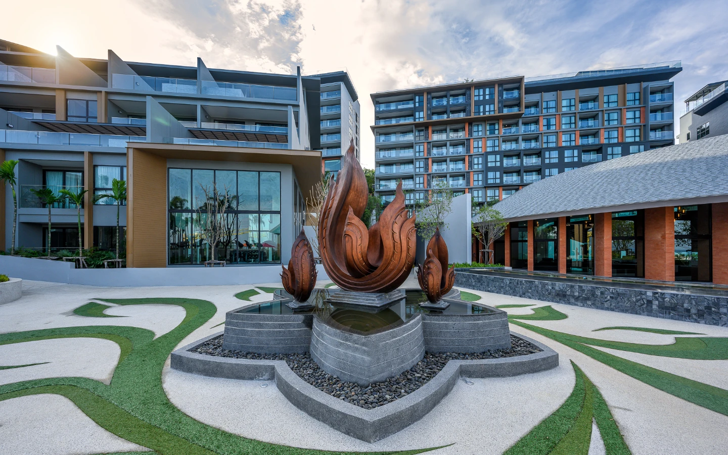Interior view of One Bedroom Condo for Sale at Panora Mida Grande Surin - B105