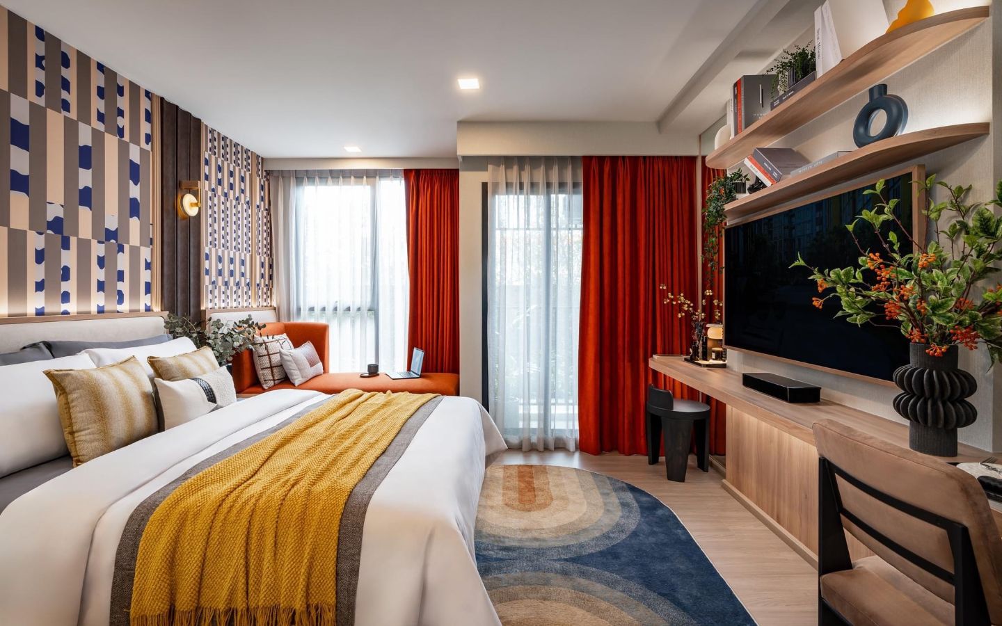 Interior view of 2 Bedroom Condo for Sale at Base Rise Phuket Town