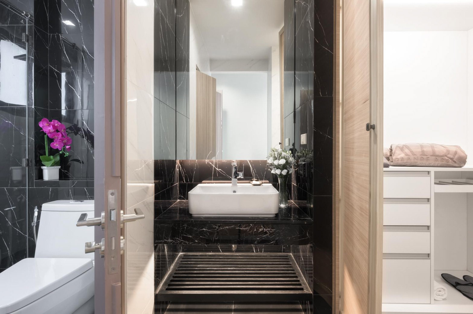 Hotel-Serviced 2-Bed Pool Villa in Surin - Panora Mida Grande Pool Villas - 500m from Beach - Photo 13