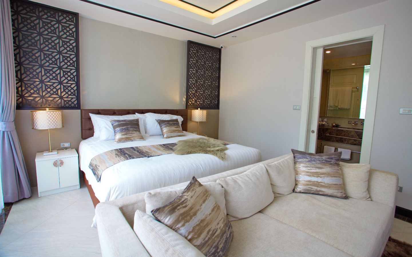 Studio Apartment for Sale in Surin Sands Condominium, Phuket - 8% Guaranteed Returns for 3 Years