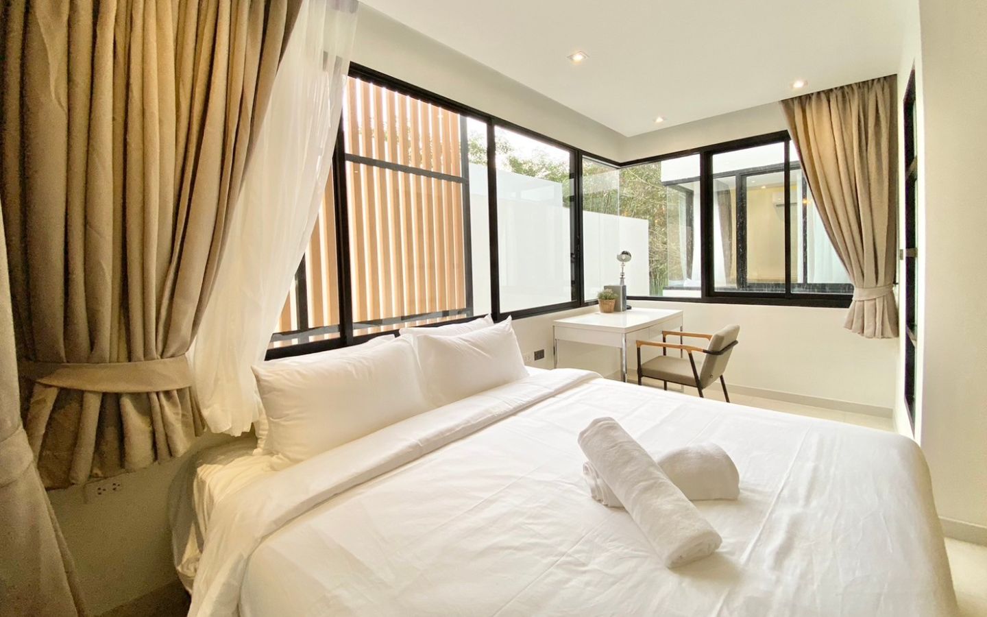 Interior view of 3 Bedroom Diamond Villa for Sale in Cherngtalay - Ready to Move In