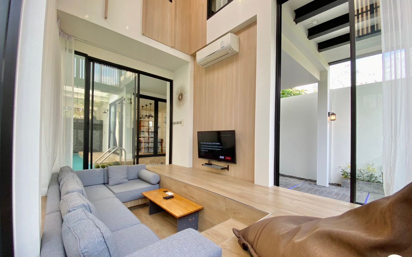 Interior view of 3 Bedroom Diamond Villa for Sale in Cherngtalay - Ready to Move In