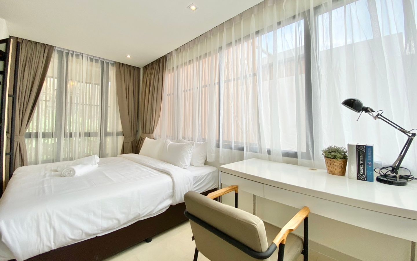 Interior view of 3 Bedroom Diamond Villa for Sale in Cherngtalay - Ready to Move In