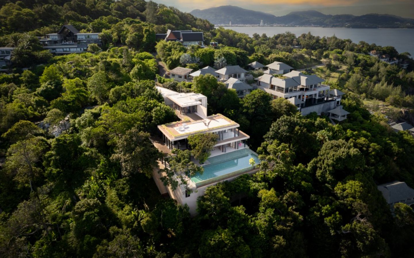 Villa Amarisa - Magnificent Super Villa for Sale in Kamala, Phuket - Photo 2
