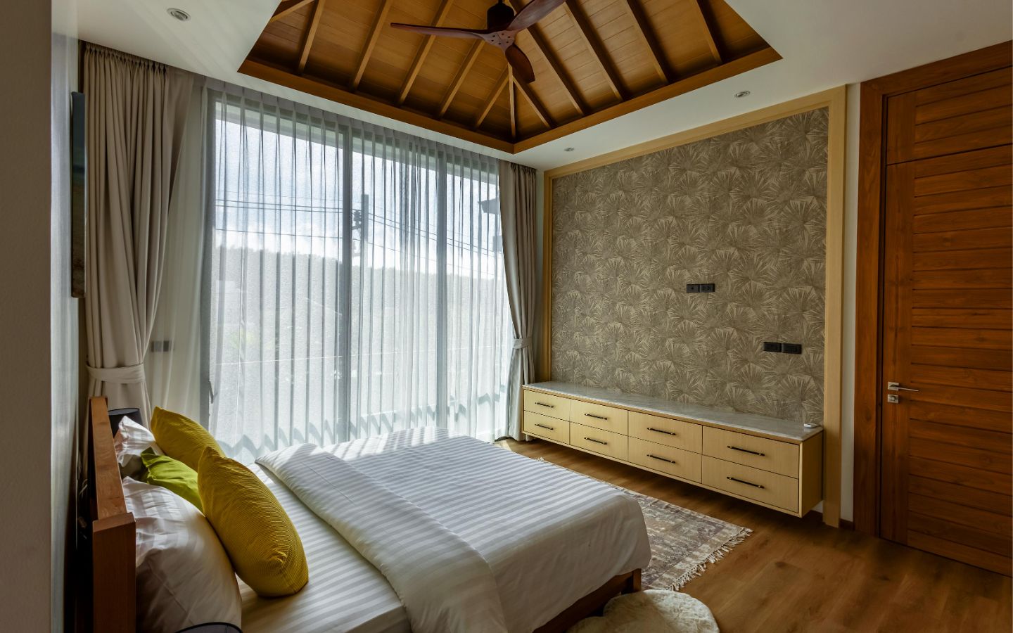 Interior view of 3 Bedroom Private Resale Pool Villa at The Teak Phase 1
