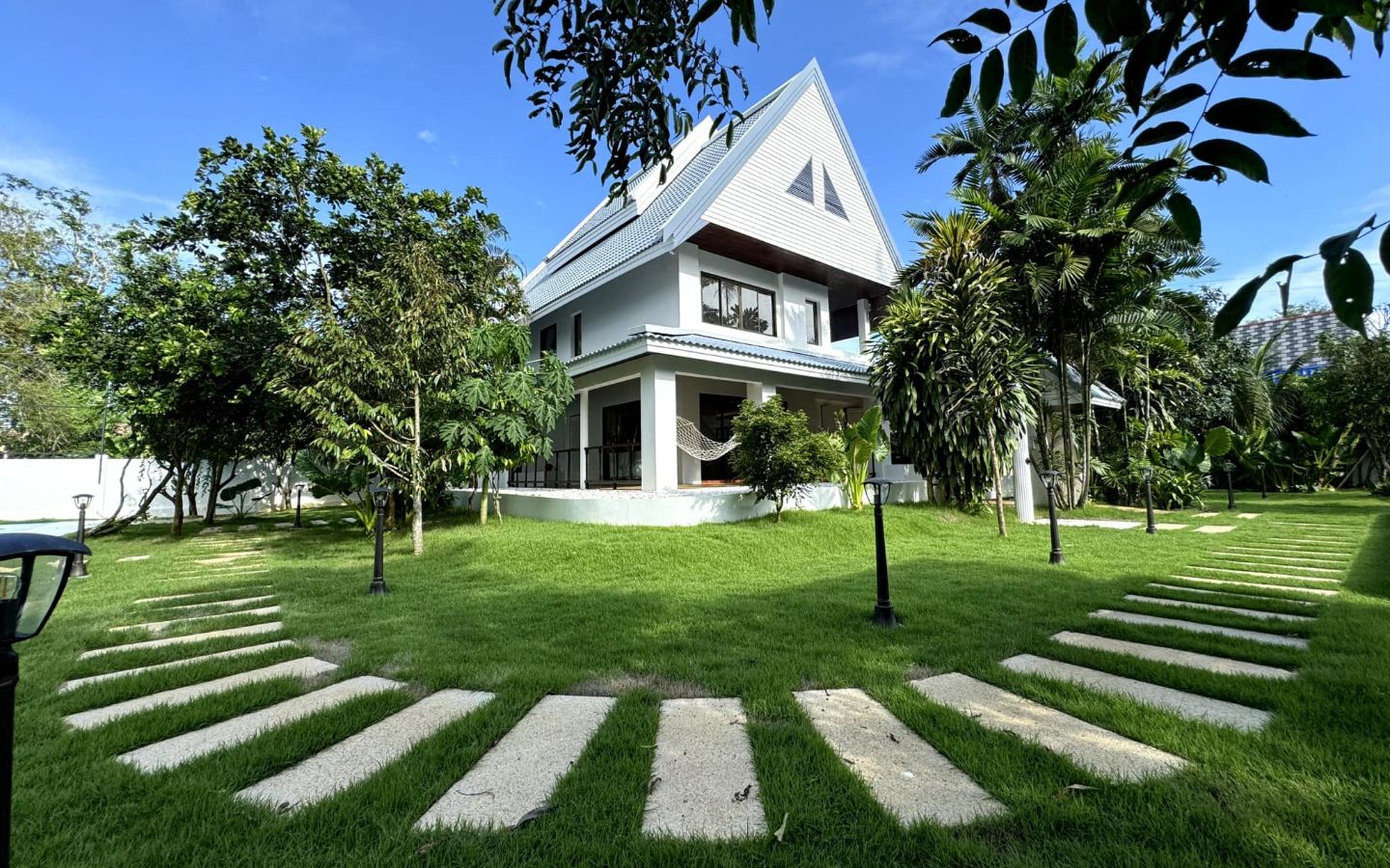 4 Bedroom Pool Villa on a Large Land Plot for Sale in Paklok, Phuket