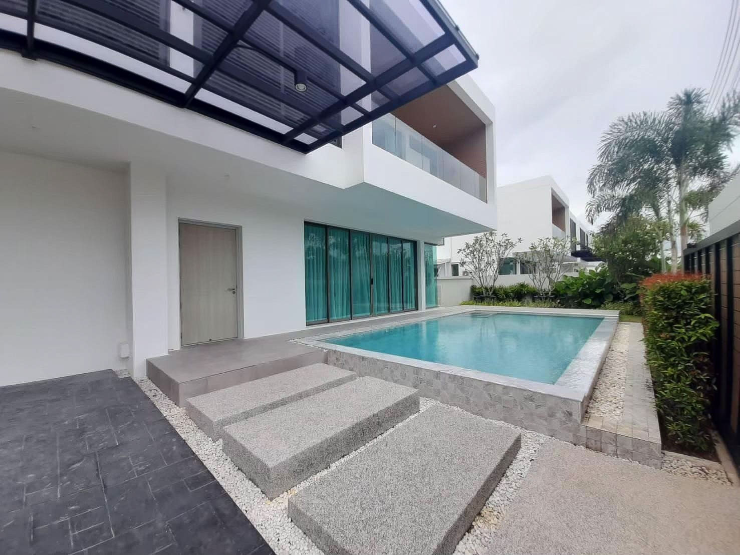 Exterior view of Modern Resale Pool Villa in Casa Signature, Phuket Town - From Private Owner