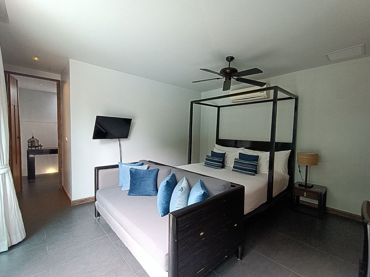 Interior view of 2 Bedroom Resale Pool Villa at The Wings, Pasak 8
