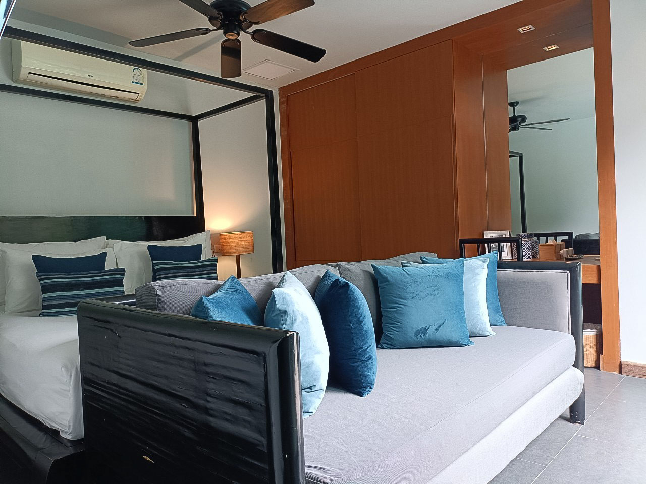 Interior view of 2 Bedroom Resale Pool Villa at The Wings, Pasak 8