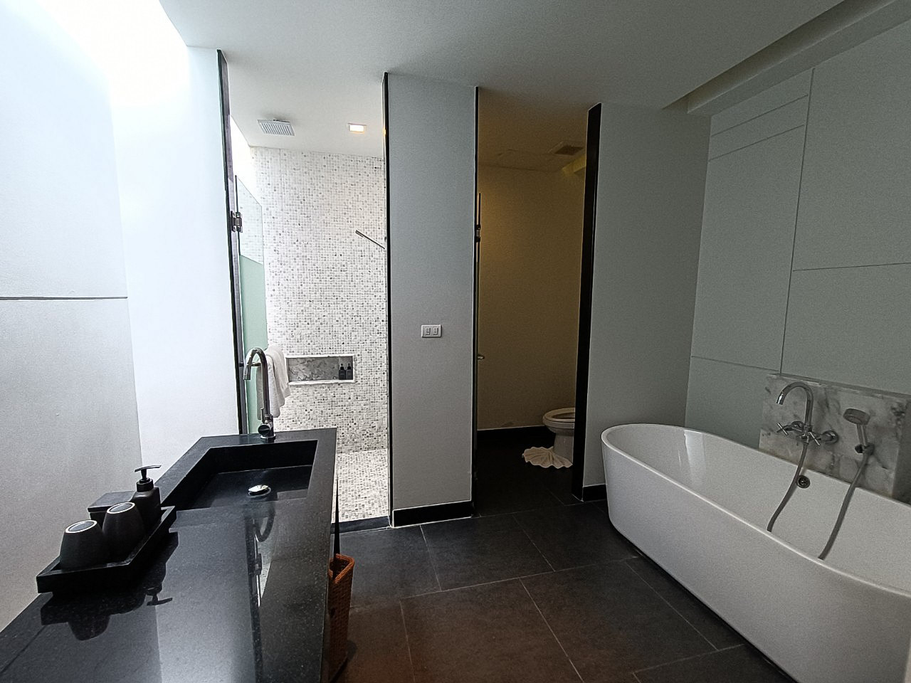 Interior view of 2 Bedroom Resale Pool Villa at The Wings, Pasak 8