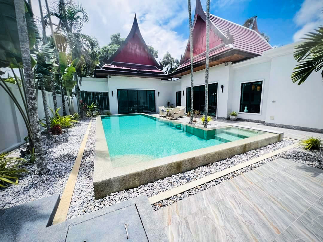 Standalone 3-Bedroom Pool Villa for Sale in Pasak, Cherngtalay, Phuket