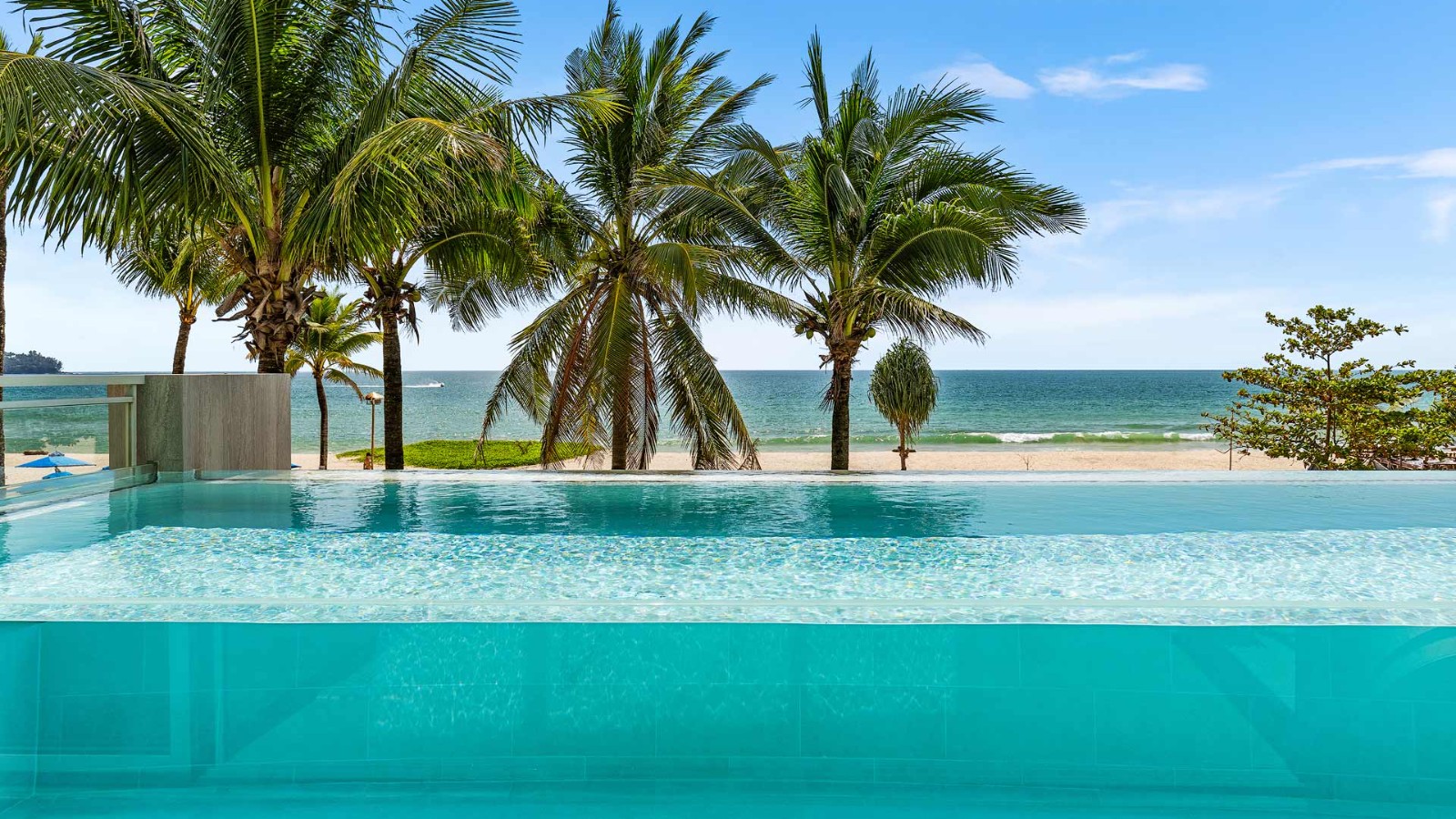 Interior view of 2 Bedroom Absolute Oceanfront Penthouse for Sale at Angsana Beachfront