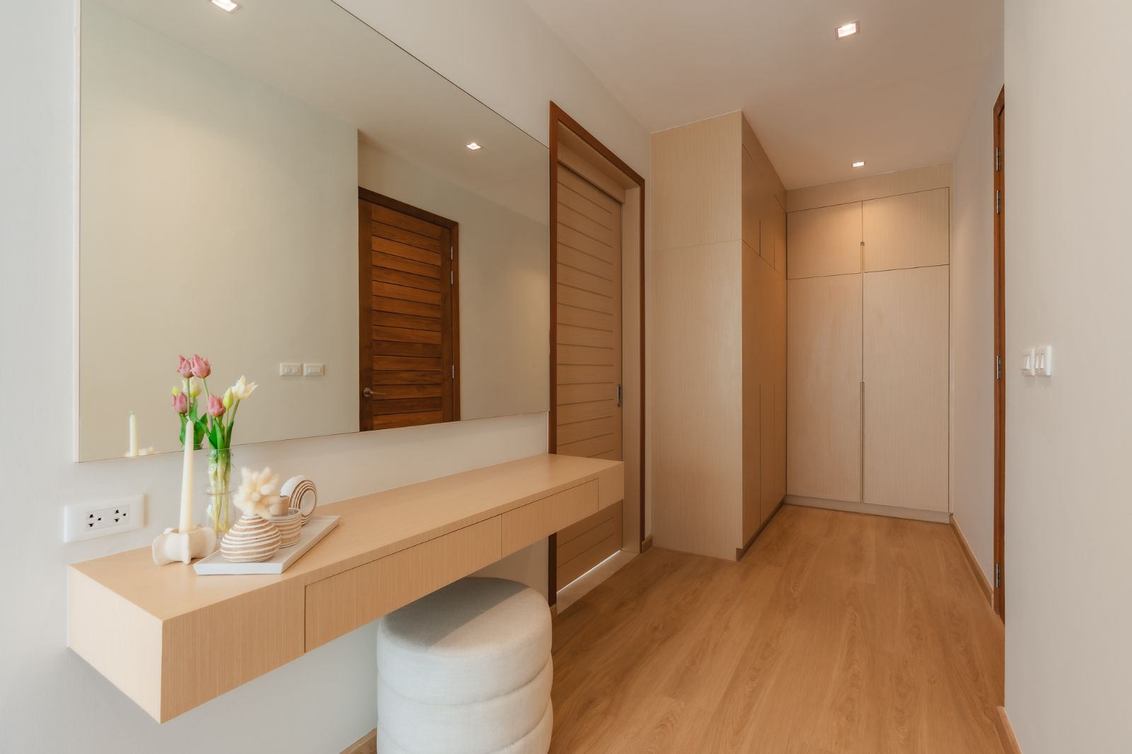 Interior view of 3 Bedroom Pool Villa for Sale in The Wynn Villas, Pasak 8, Cherngtalay