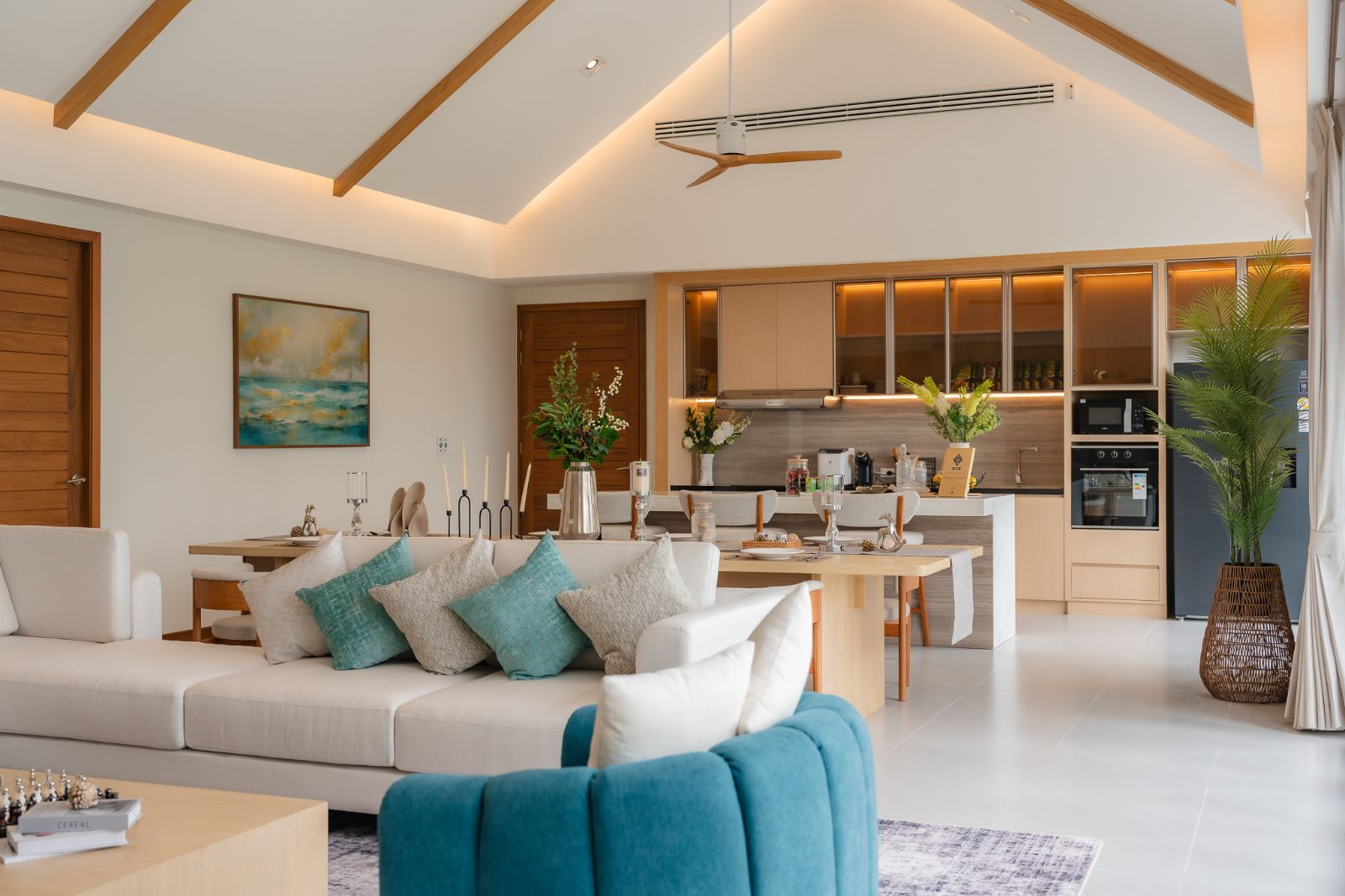 Interior view of 3 Bedroom Pool Villa for Sale in The Wynn Villas, Pasak 8, Cherngtalay
