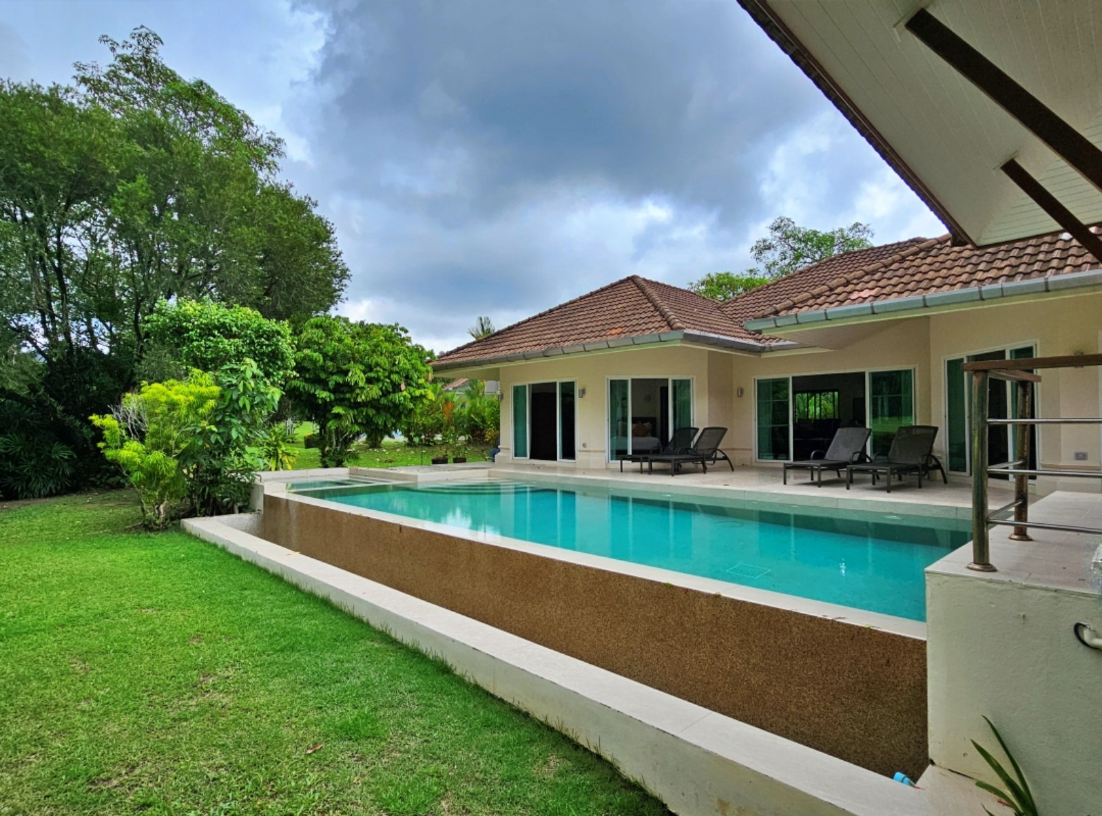 Interior view of 2 Bedroom Golf View Villa for Sale in Loch Palm, Kathu