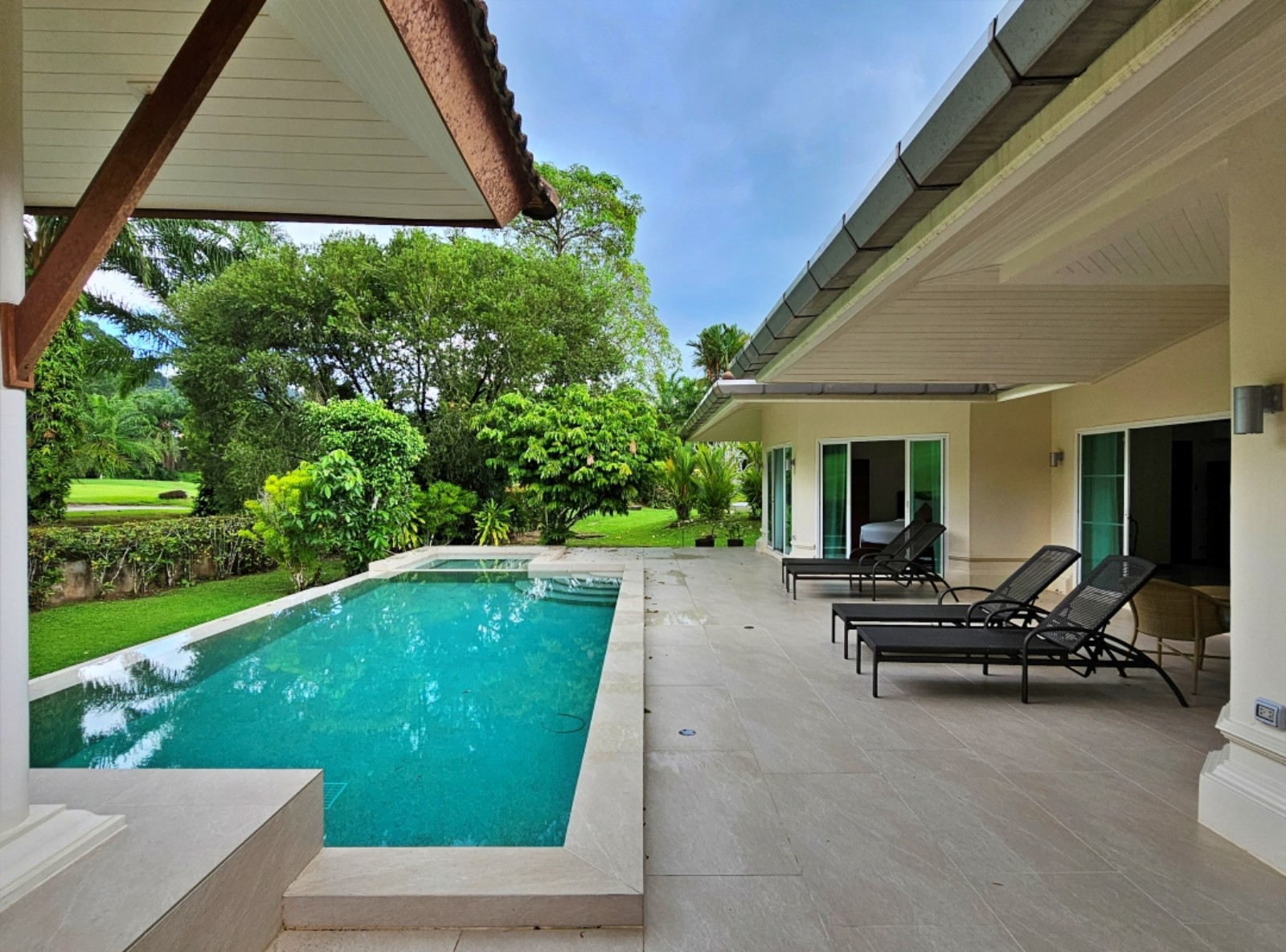 Interior view of 2 Bedroom Golf View Villa for Sale in Loch Palm, Kathu