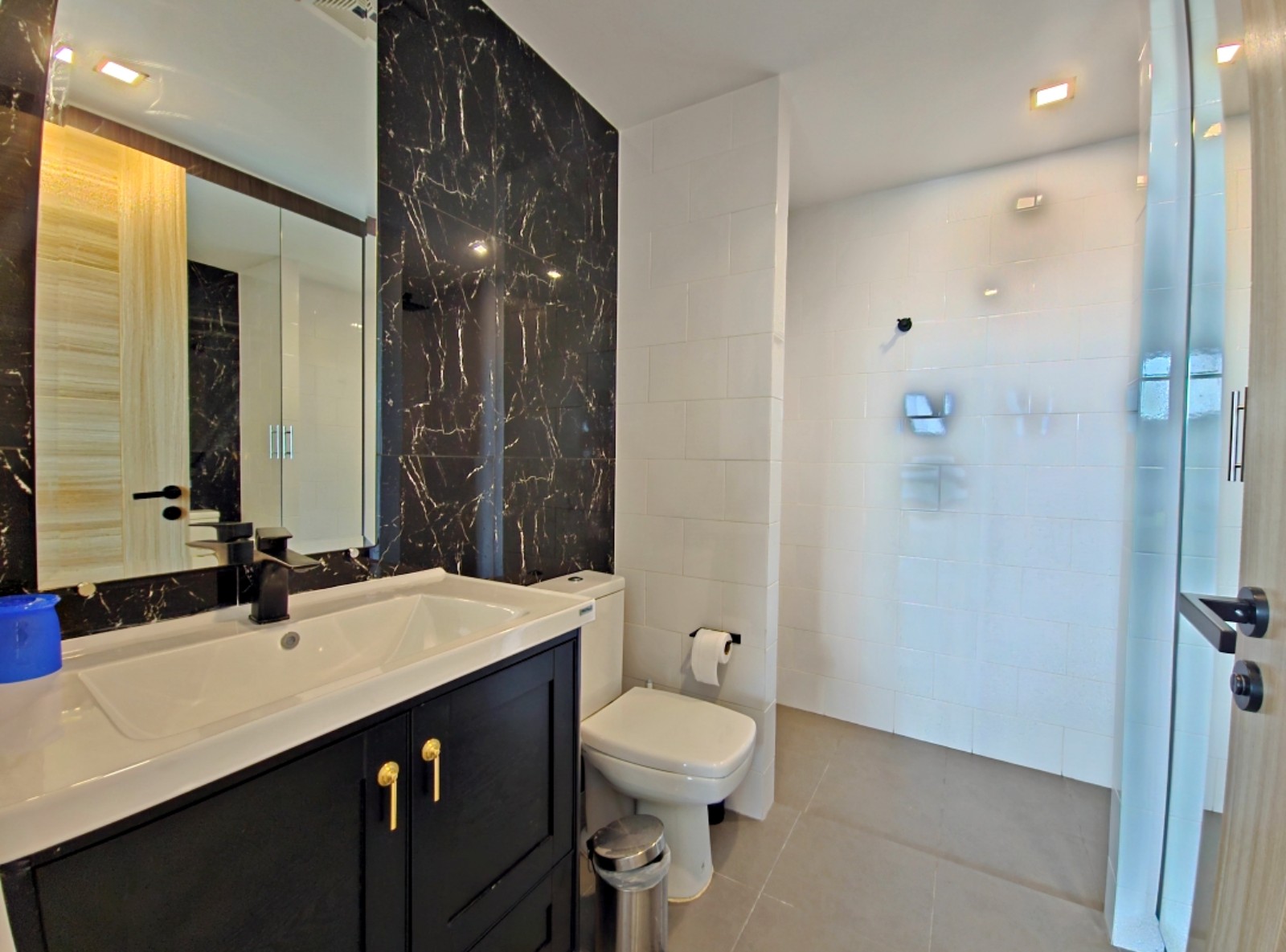 Interior view of 1 Bedroom Resale Condo for Sale at Utopia Naiharn Beach - From Private Owner