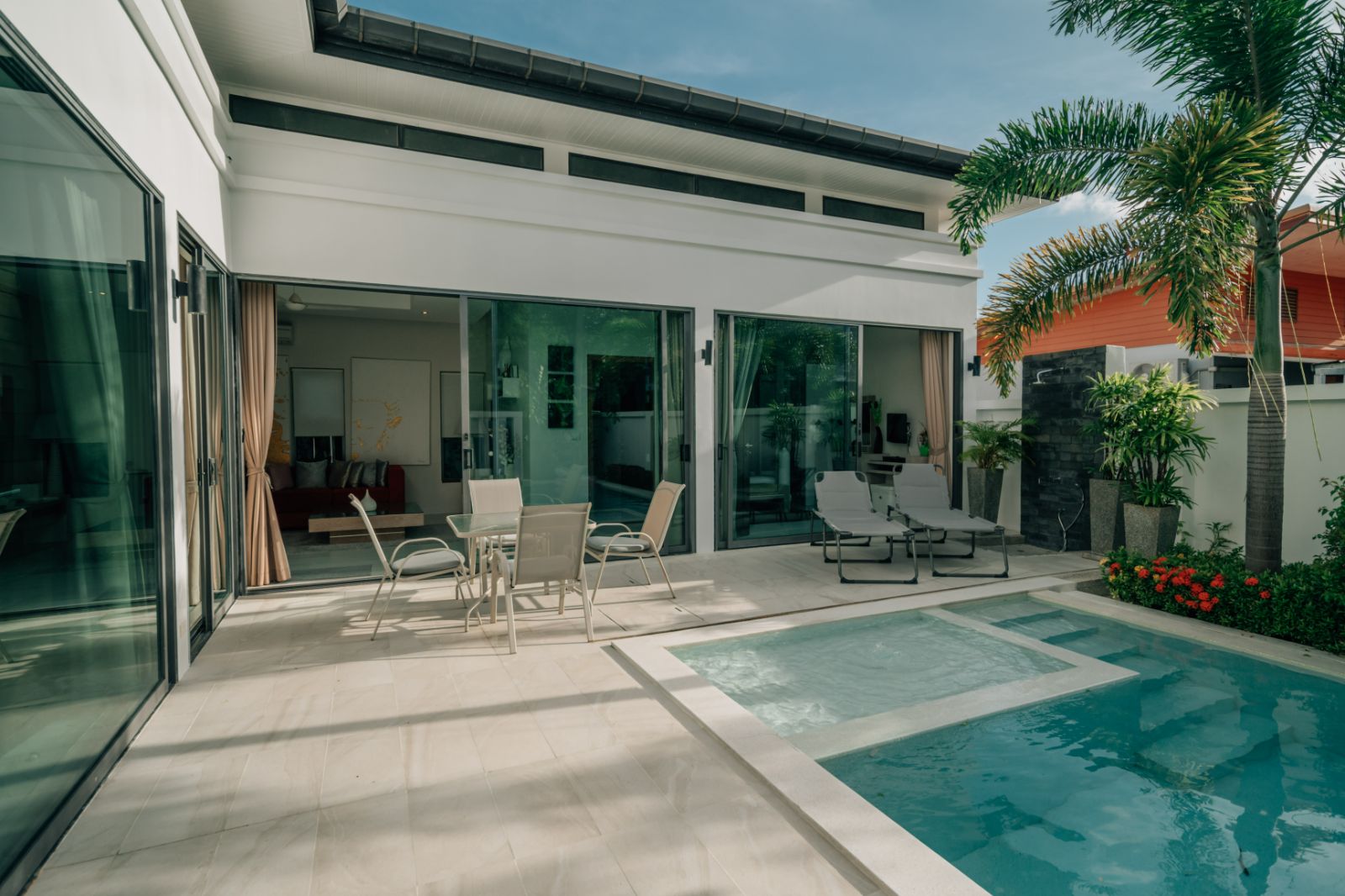 Interior view of Modern 2 Bedroom Balinese-style Villa for Sale in Sai Yuan, Naiharn/Rawai