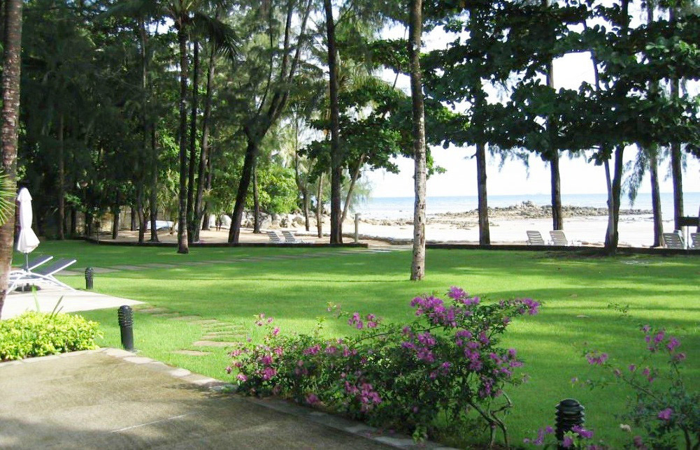 Luxury Beachfront Villa for Sale in Baan Chai Nam on Bangtao Beach, Phuket - Photo 2