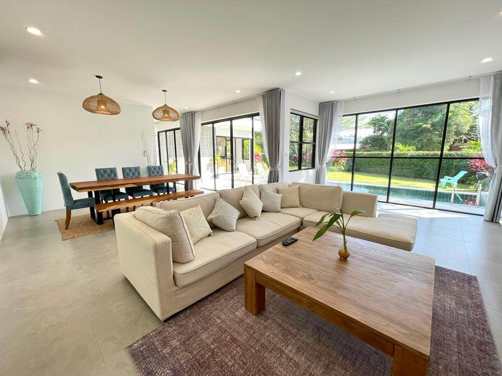 Spacious Two-story 3+1 Bedroom Pool Villa for Sale in Cherngtalay, Phuket - Photo 5