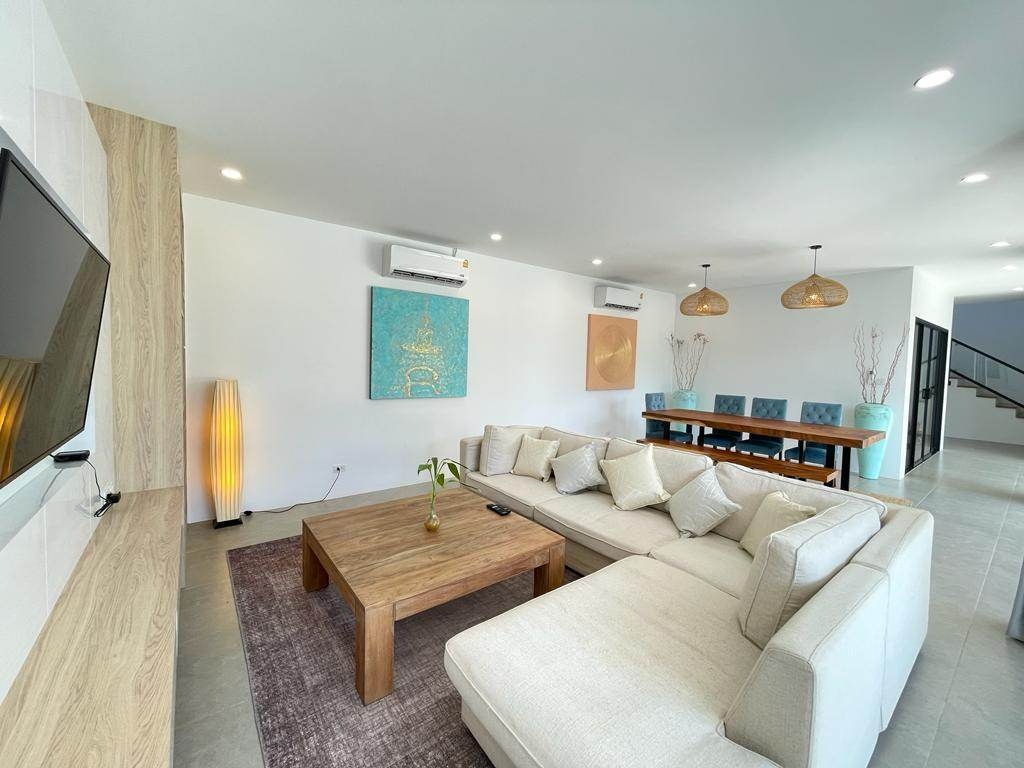 Spacious Two-story 3+1 Bedroom Pool Villa for Sale in Cherngtalay, Phuket - Photo 7