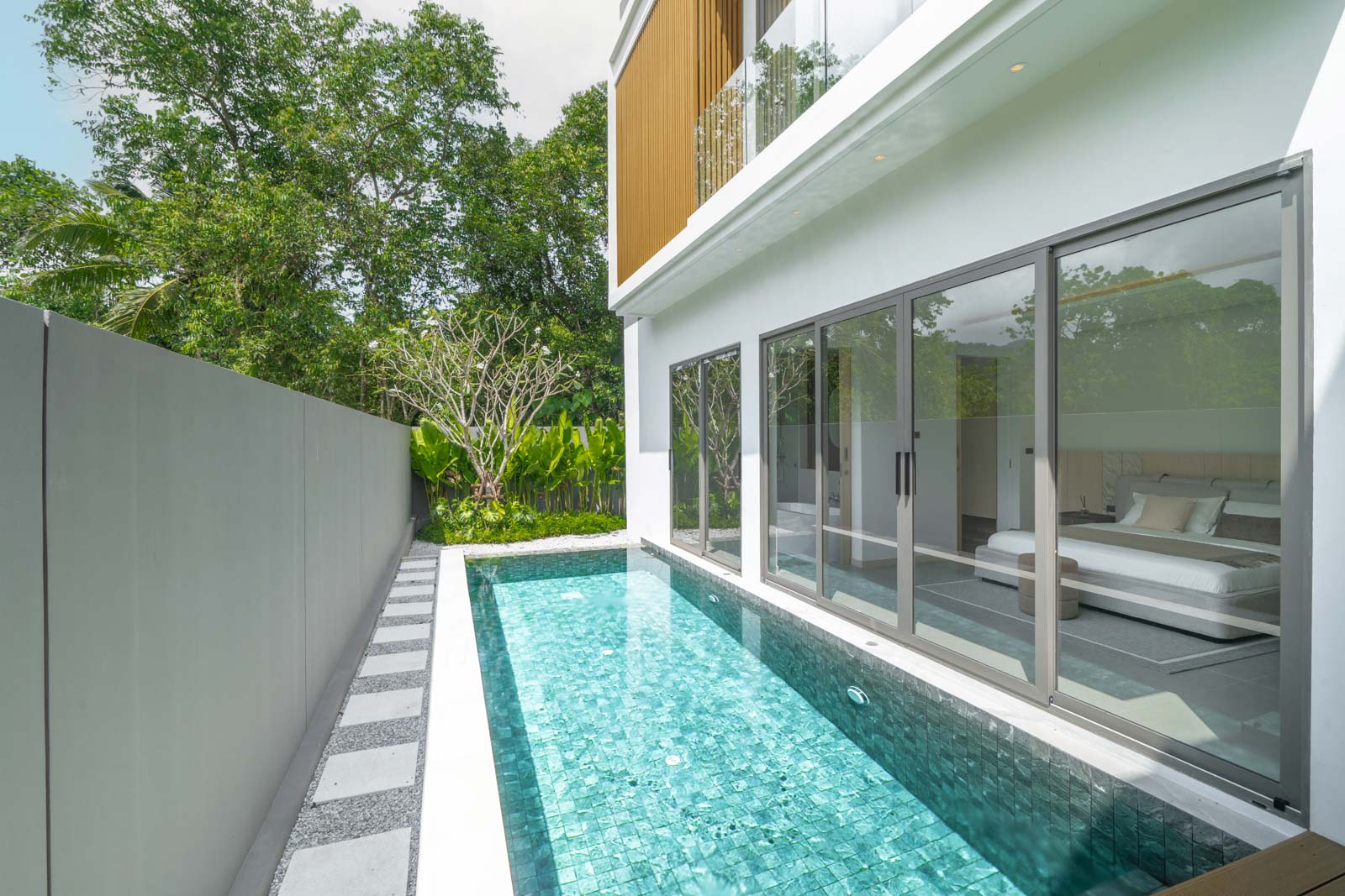 Modern Tropical High ROI 4-Bed Rachada Pool Villa in Baan Manik - Photo 4