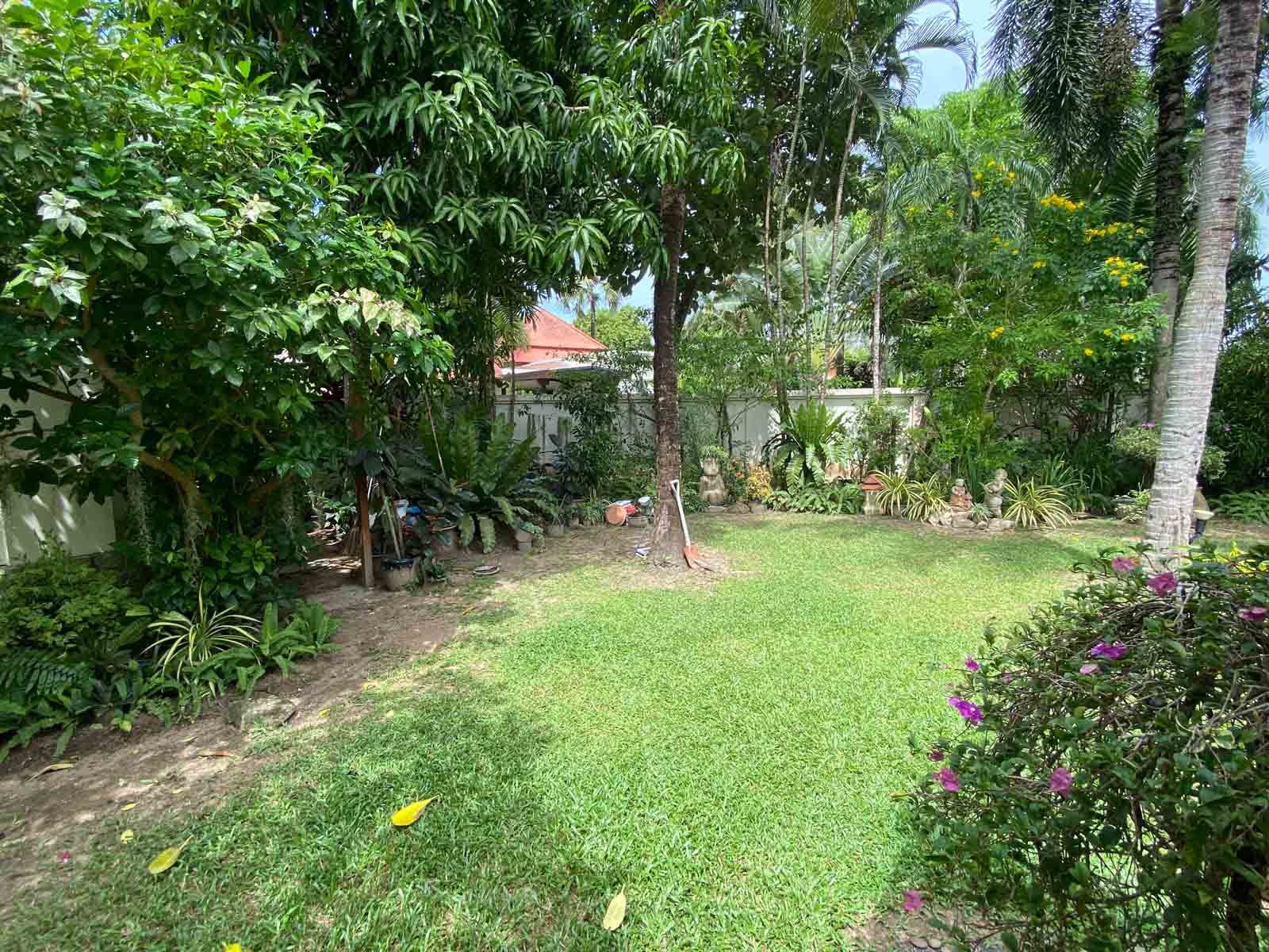 Luxury 4-Bedroom Pool Villa in Sai Taan Phase 1 - Only Minutes from Beach & Boat Avenue - Photo 6