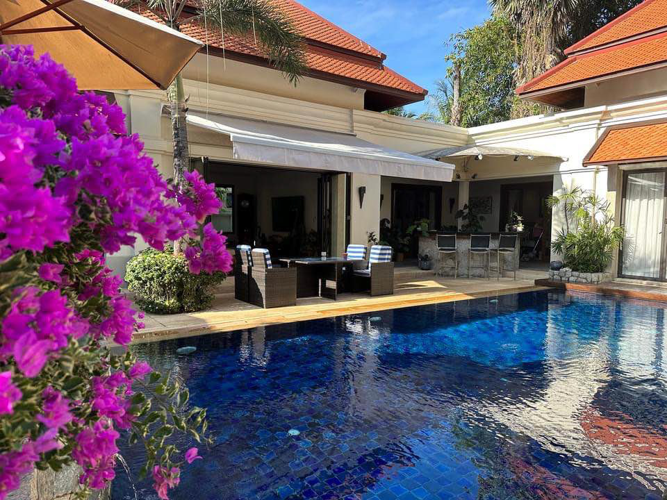 Luxury 5 bedroom Tuscan Villa in Sai Taan for Sale - Near Bangtao Beach & Boat Avenue - Photo 4