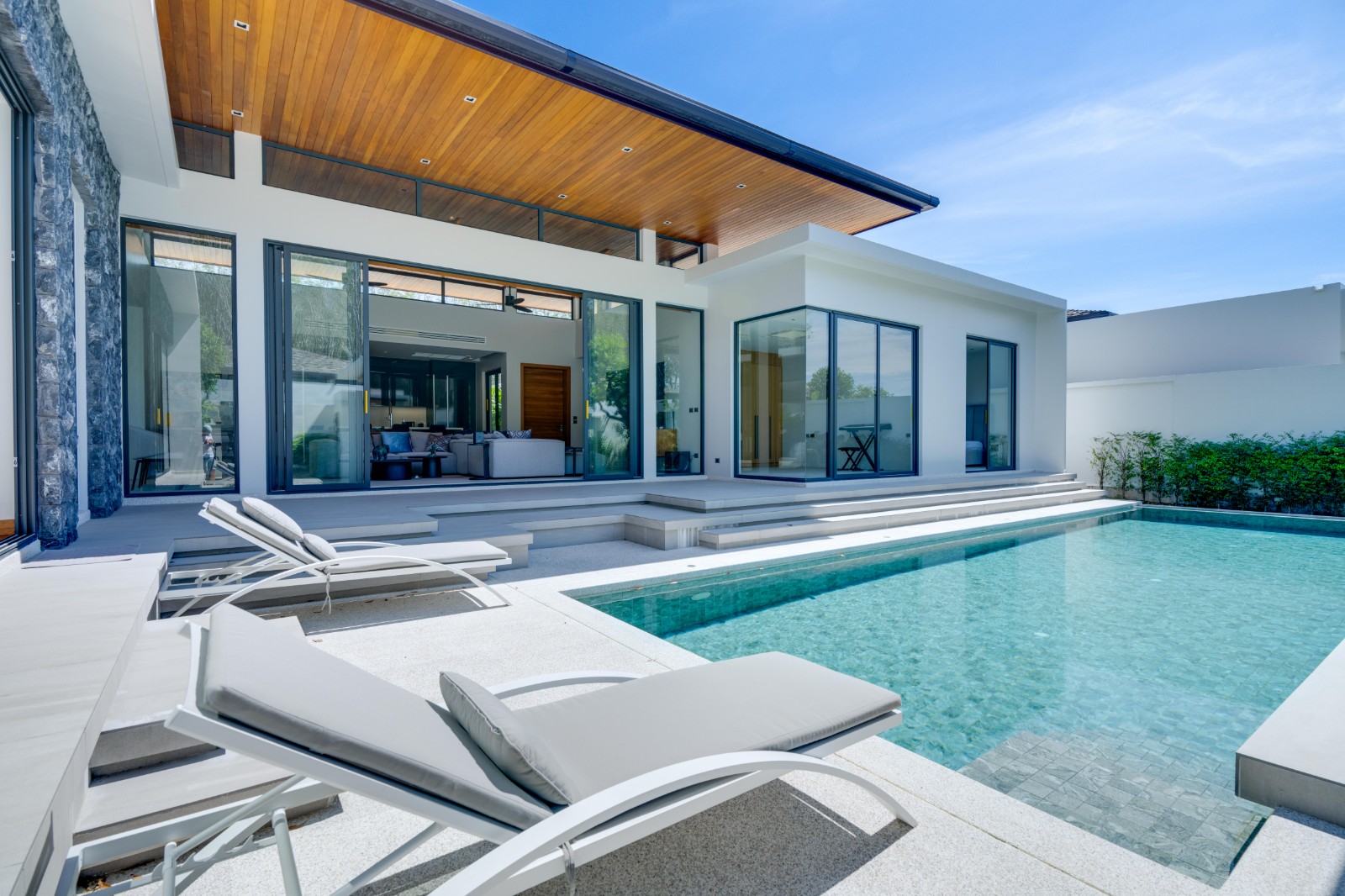 Interior view of 4 Bedroom Luxury, Ready to Move in Pool Villa for Sale in Botanica Modern Loft I