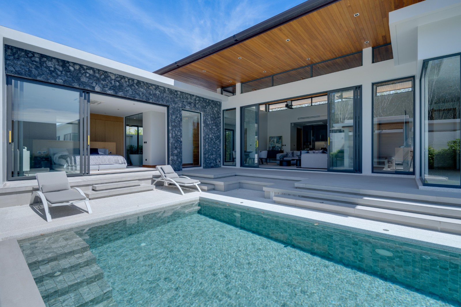 Interior view of 4 Bedroom Luxury, Ready to Move in Pool Villa for Sale in Botanica Modern Loft I