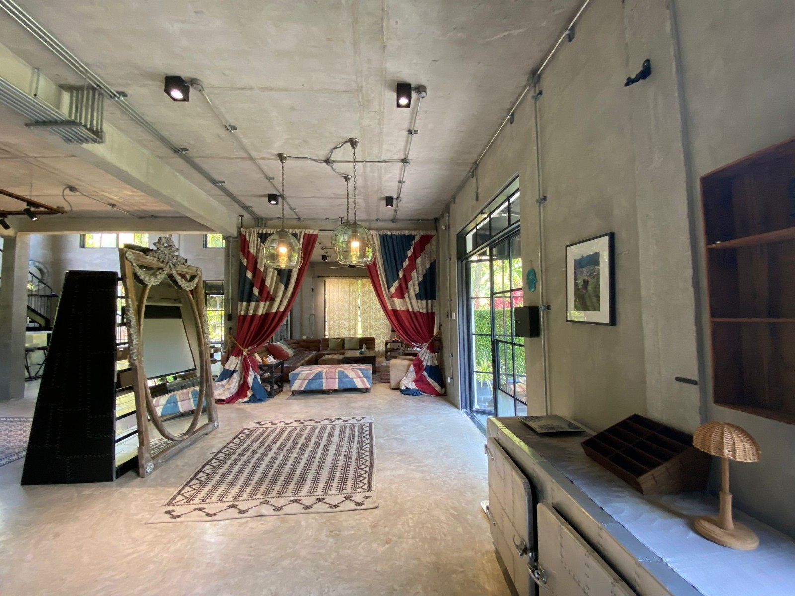 Interior view of One-of-a-kind 7 Bedroom Villa with Spectacular Designer Interior in Koh Keaw - Few Minutes from BIS