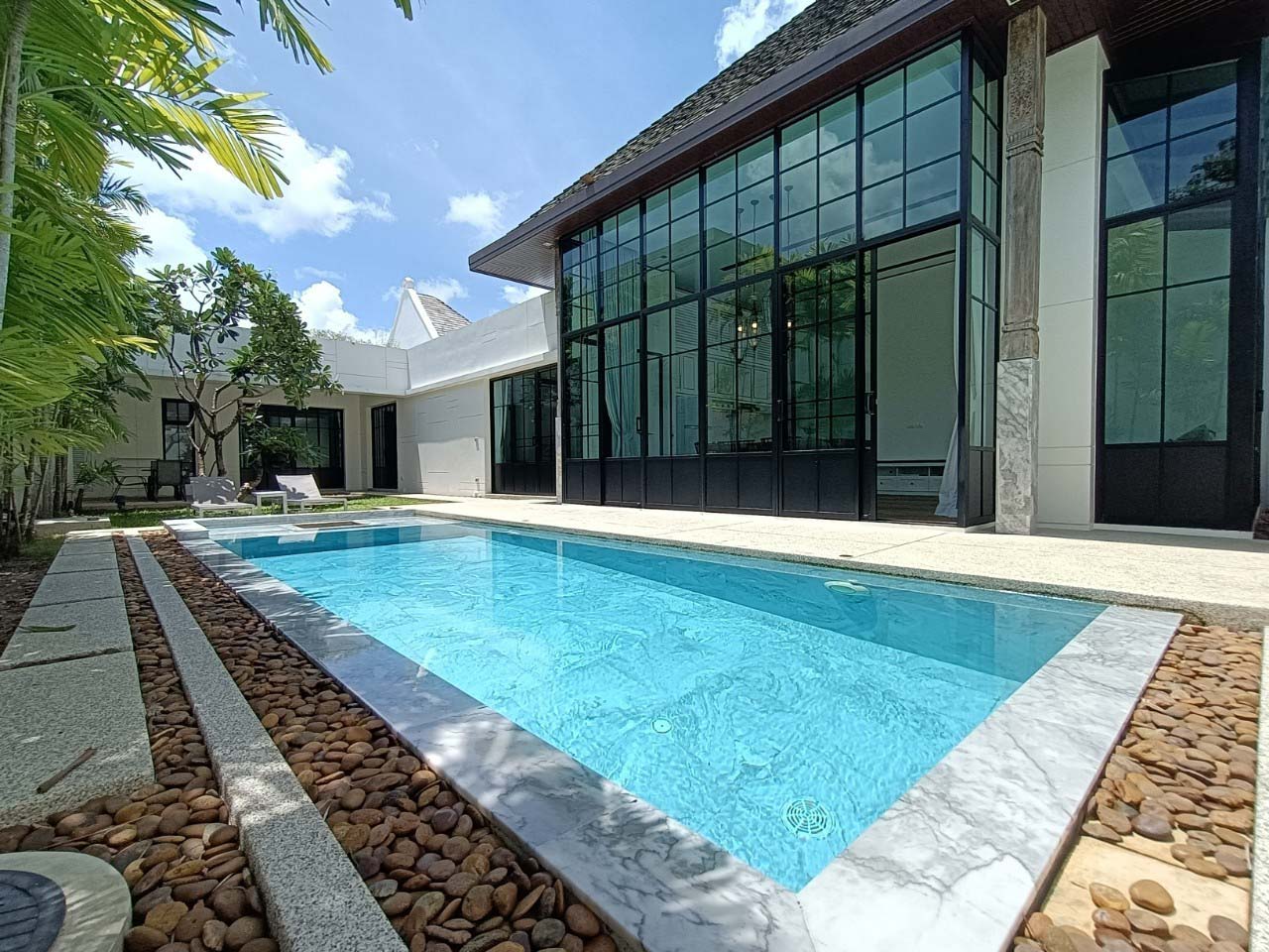 Mono Luxury Villa Pasak 8 - 3 Bedroom Resale Pool Villa from Private Owner - Photo 2