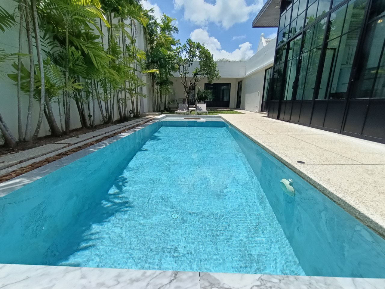 Mono Luxury Villa Pasak 8 - 3 Bedroom Resale Pool Villa from Private Owner - Photo 3