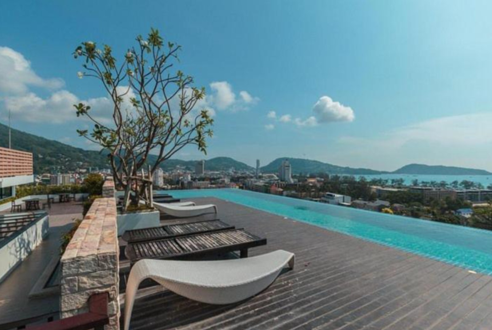 Interior view of 1-Bed Sea View Foreign Freehold Condo for Sale from a Private Owner at The Unity Patong