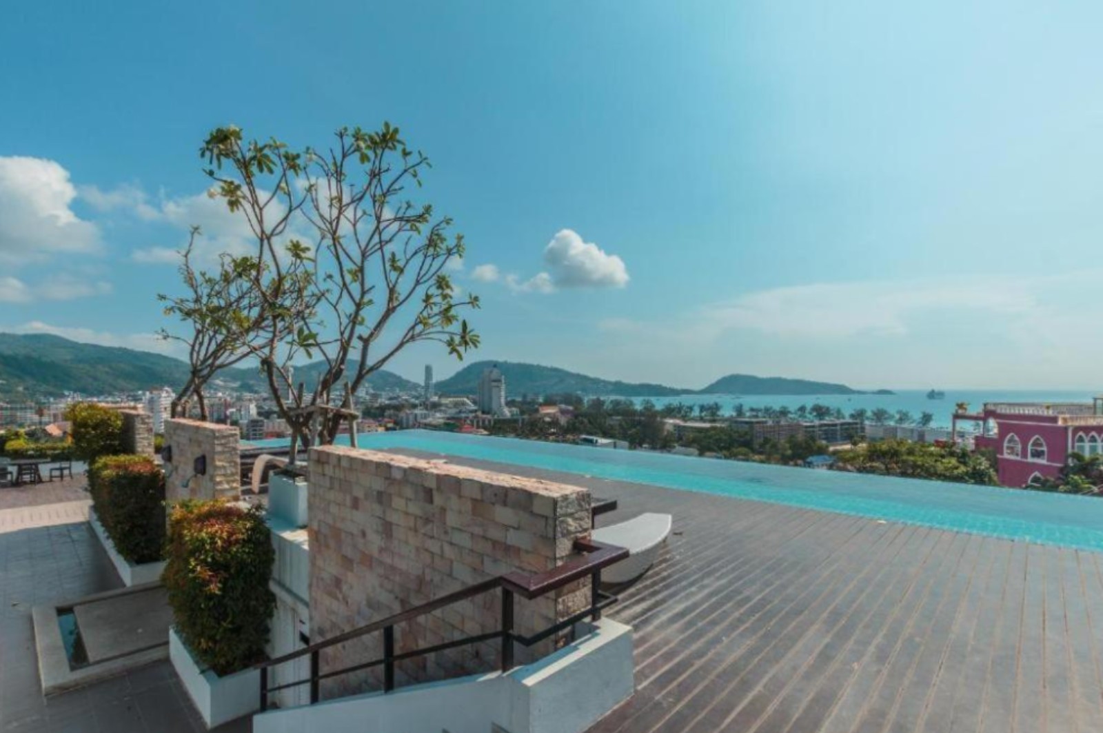 1-Bed Sea View Foreign Freehold Condo for Sale from a Private Owner at The Unity Patong