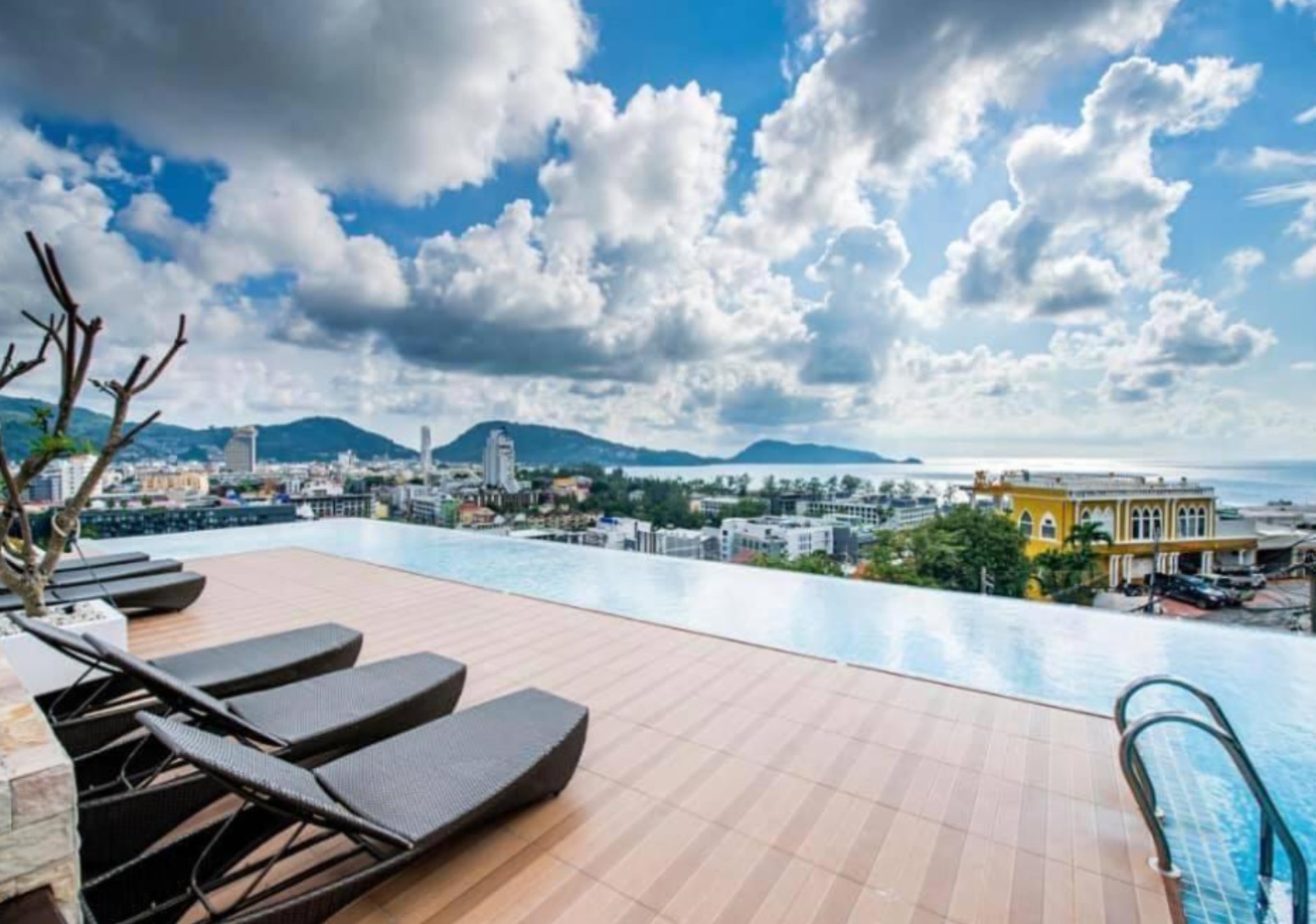 Interior view of 1-Bed Sea View Foreign Freehold Condo for Sale from a Private Owner at The Unity Patong