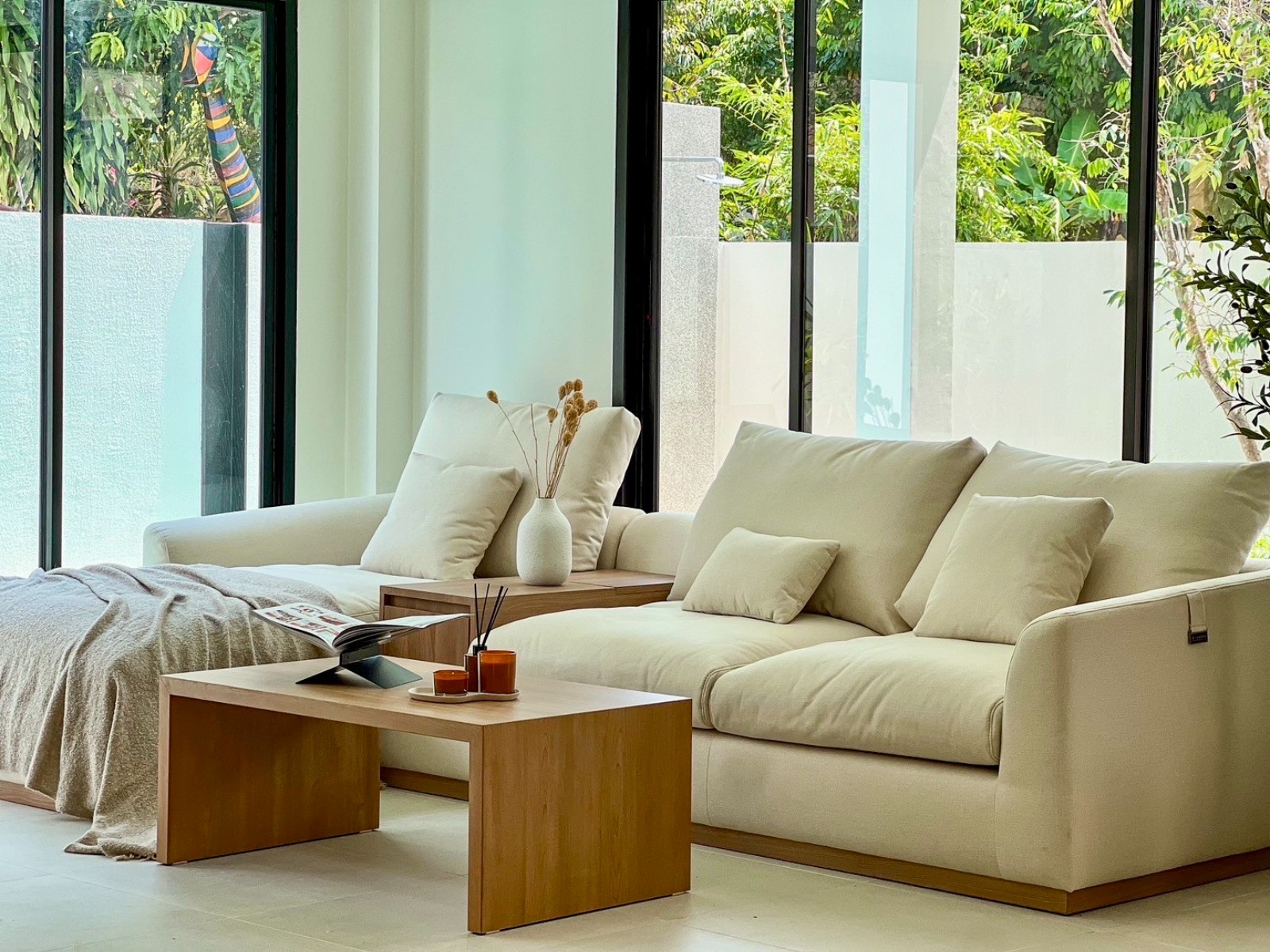 Interior view of 3 Bedroom Standalone Resale Villa in Kamala