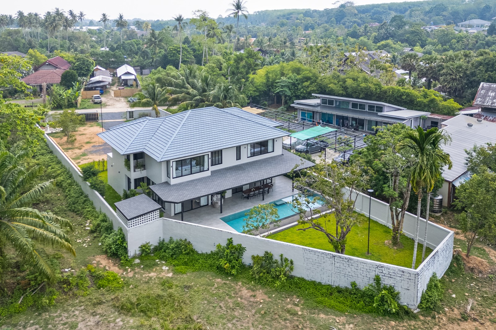 Modern 4-Bed Private Pool Villa on Massive 1,332 sqm Plot for Sale on Cape Yamu