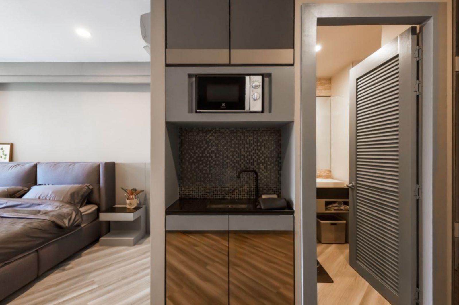 Resale Studio Condo for Sale at Bangtao Regent - For Sale from Private Owner - Photo 4