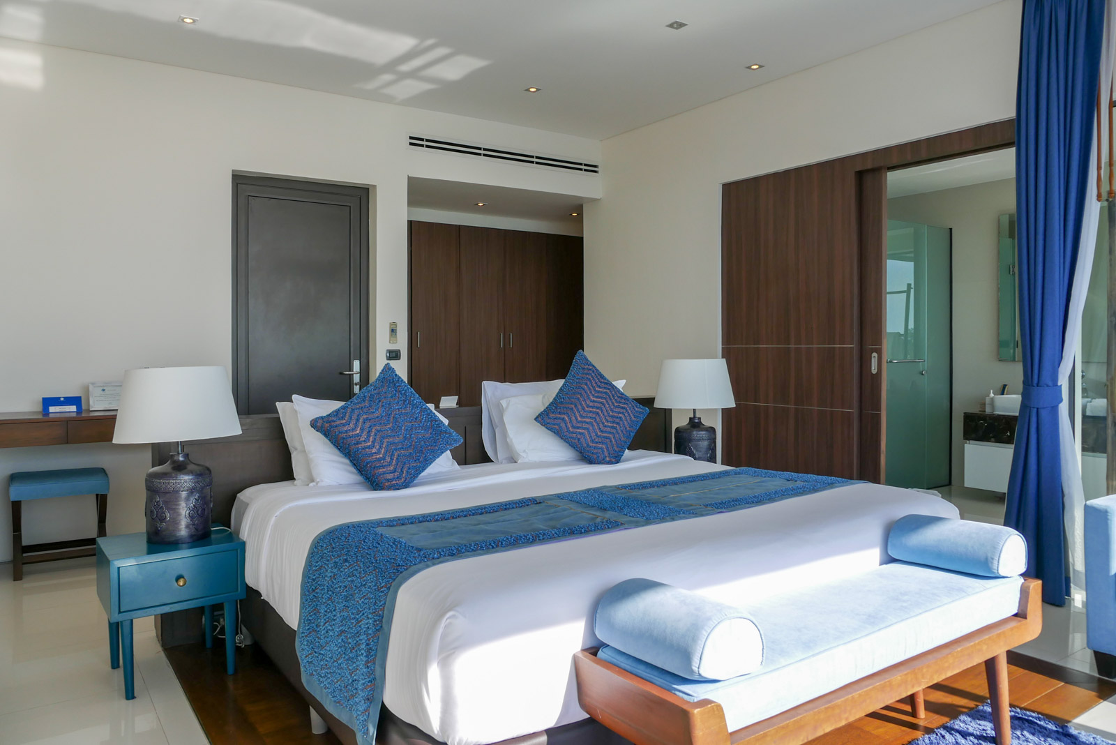 6 Bedroom Ocean View Super Villa Samira for Sale on Millionaires Mile in Kamala - Photo 5