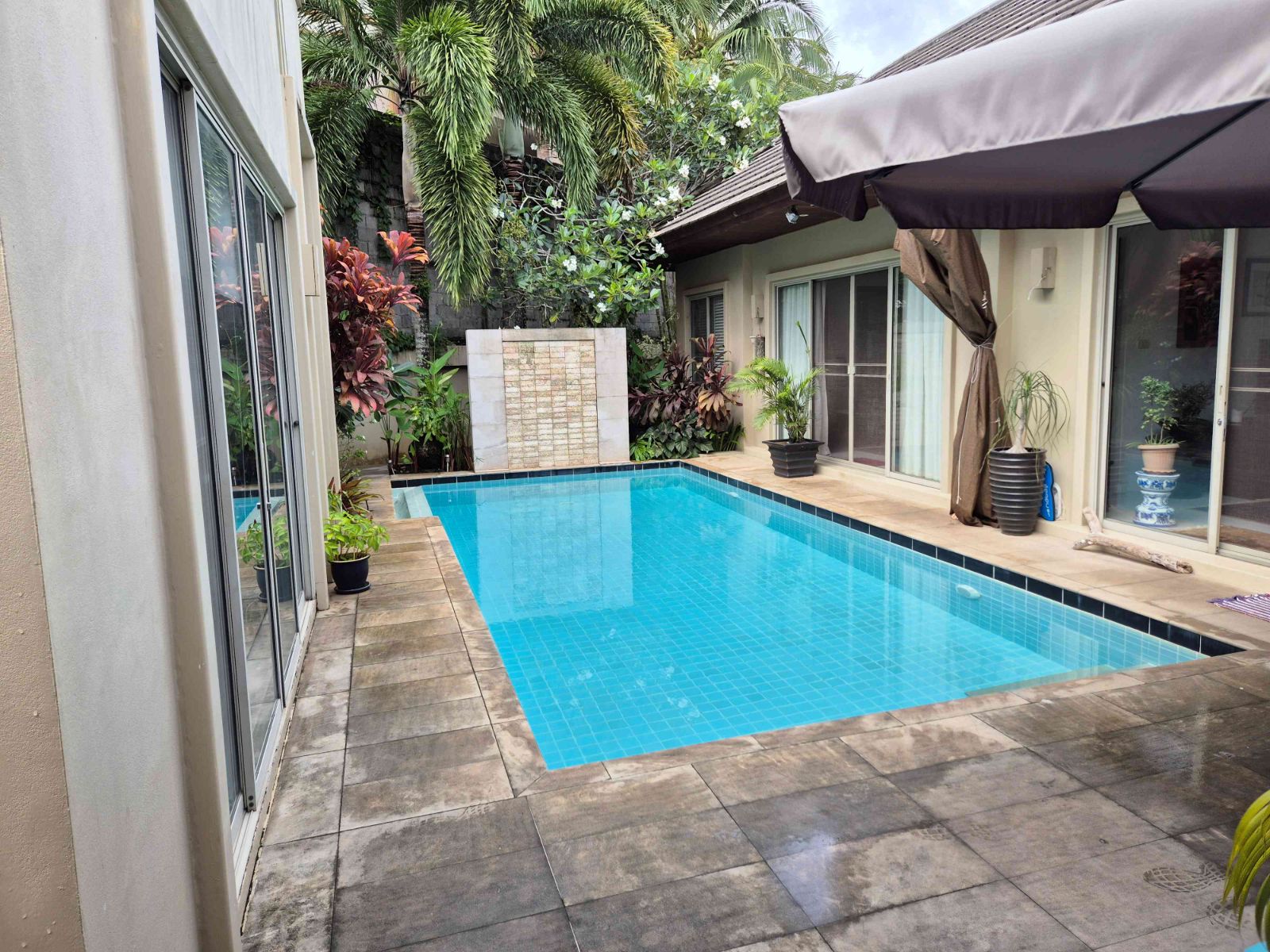 Interior view of 3 Bedroom Private Villa - Walking Distance to Bangtao Beach - Ready to Move in or Rent Out!