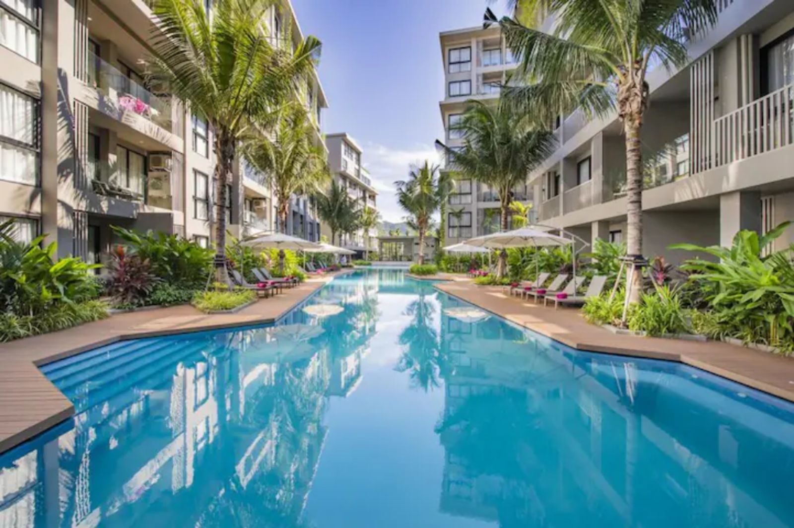 One Bedroom Resale Condo Available at Diamond Condominium