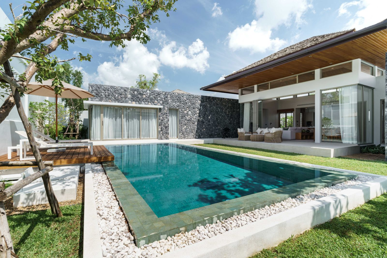 Brand New 4 Bedroom Resale Pool Villa at Botanica Foresta - Ready-to-use