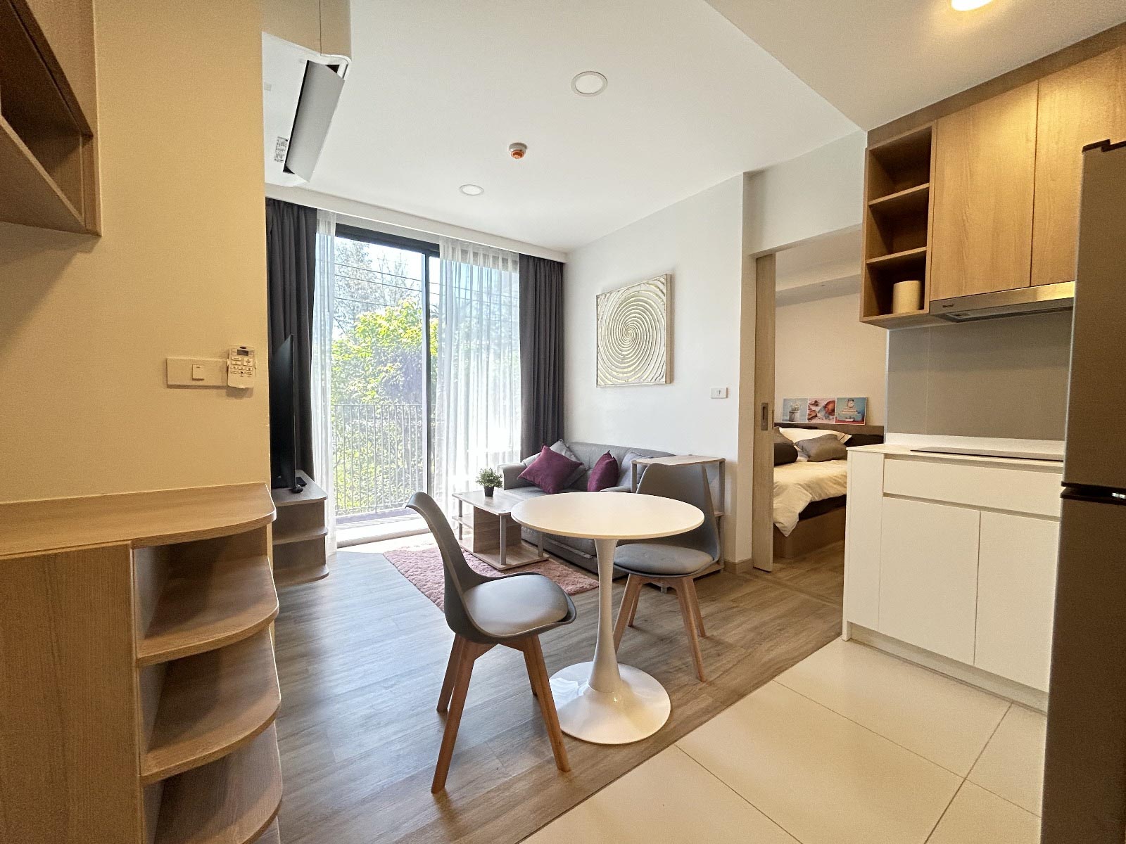Laguna Sky Park 2-Bedroom Condo for Sale – Fully Furnished & Move-In Ready - Photo 2
