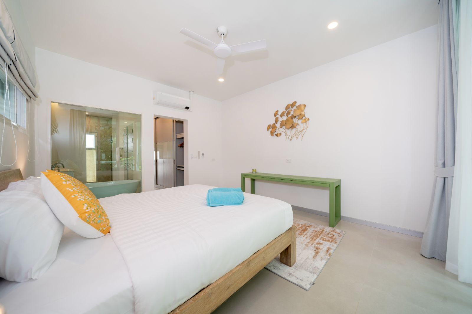 Interior view of 3 Bedroom Foreign Freehold Duplex for Sale at Oxygen Bangtao