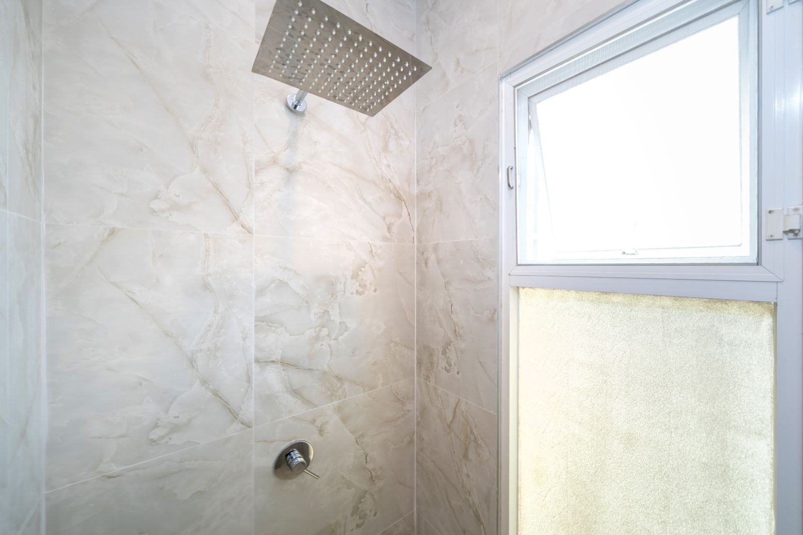 Interior view of 3 Bedroom Foreign Freehold Duplex for Sale at Oxygen Bangtao