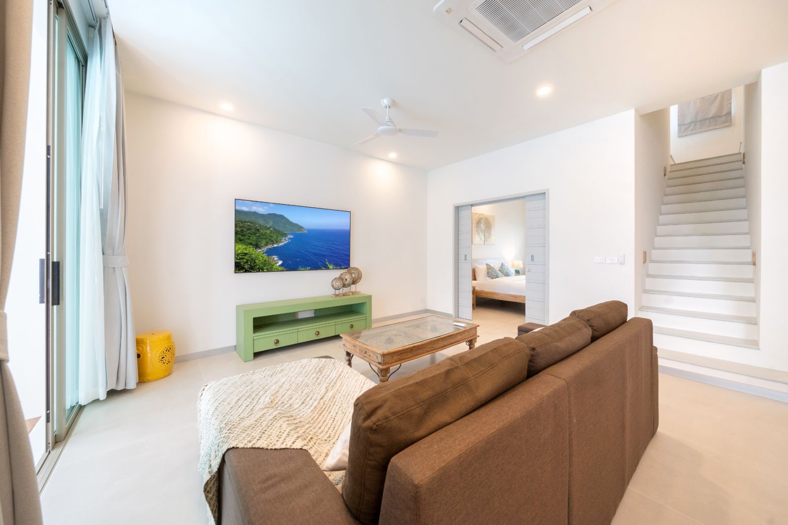 Interior view of 3 Bedroom Foreign Freehold Duplex for Sale at Oxygen Bangtao