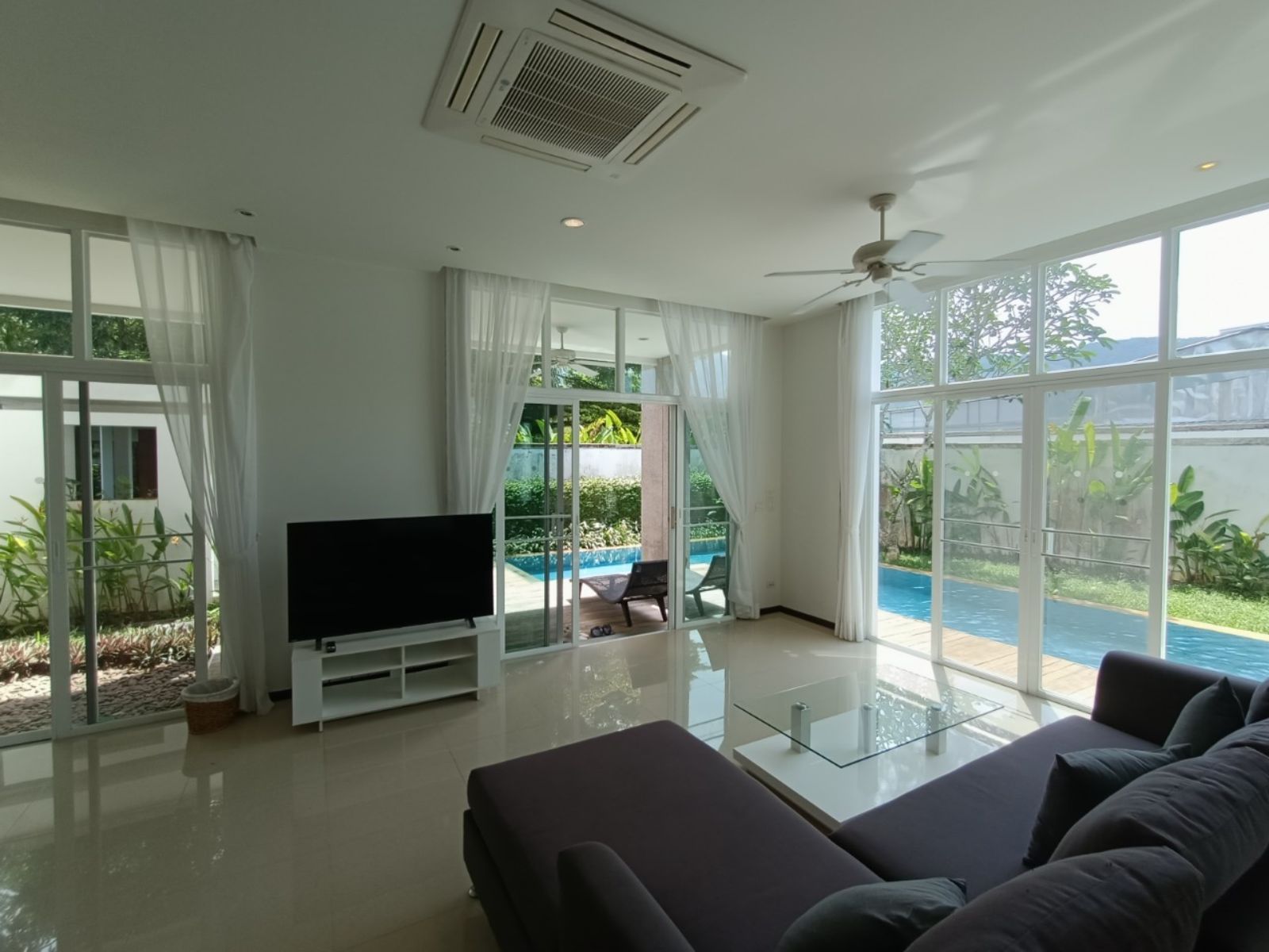Interior view of 3 Bedroom Duplex Townhouse for Sale at Bangtao Oxygen