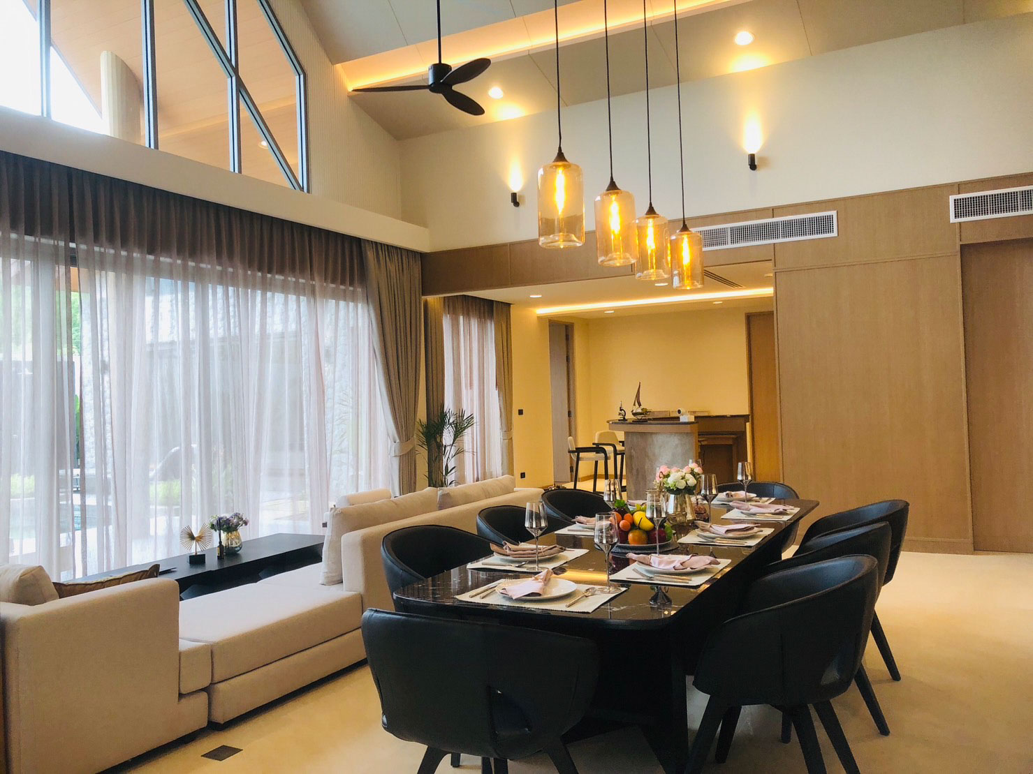 4-Bedroom Erawana Grand Villa 1 - Sold Fully Furnished & Ready-to-move-in - Photo 4